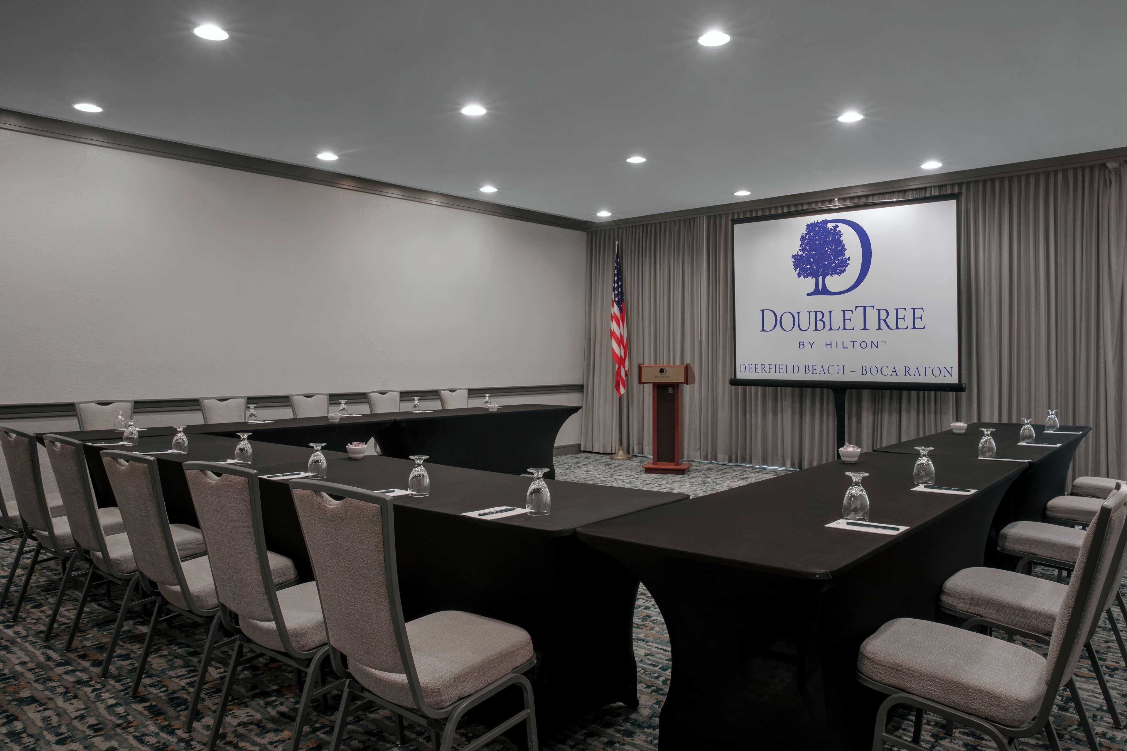 Doubletree By Hilton Hotel Deerfield Beach Boca Raton Exterior photo