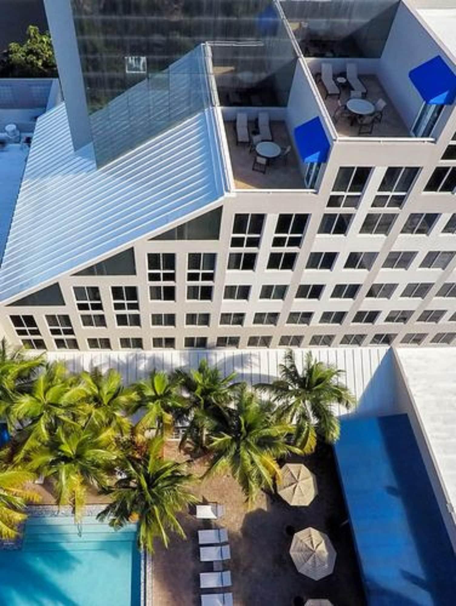 Doubletree By Hilton Hotel Deerfield Beach Boca Raton Exterior photo