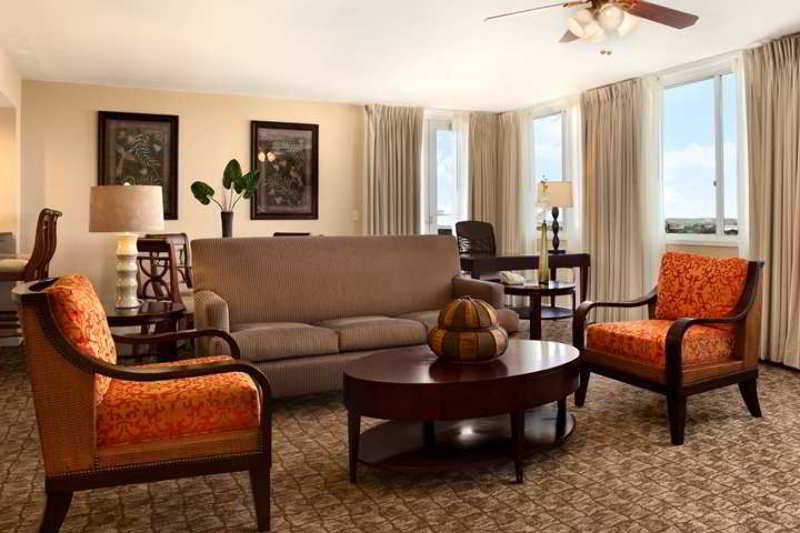 Doubletree By Hilton Hotel Deerfield Beach Boca Raton Room photo
